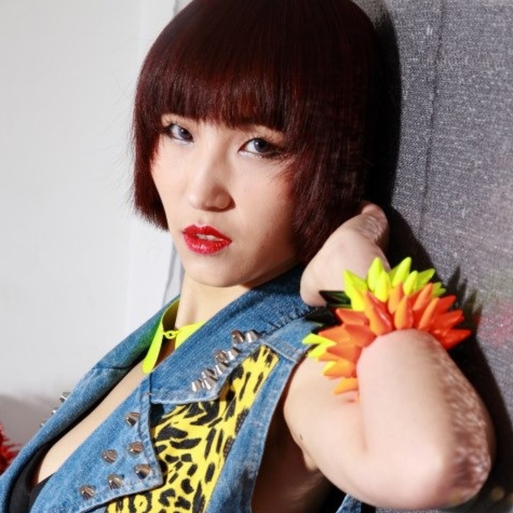 Meet your Posher, Junjun